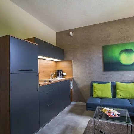Ambiente Apartment *
